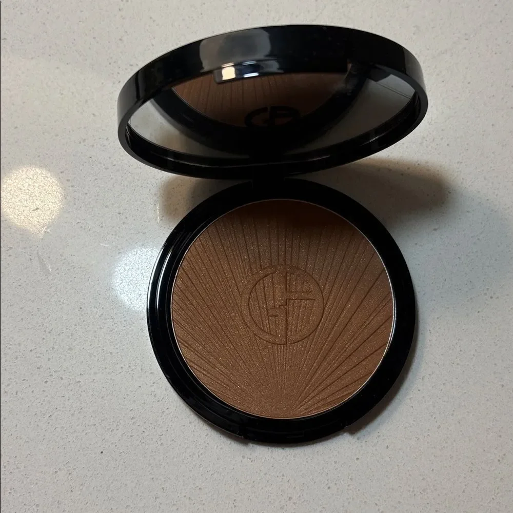 New Giorgio Armani Luminous Silk Creamy Bronzing Powder 110